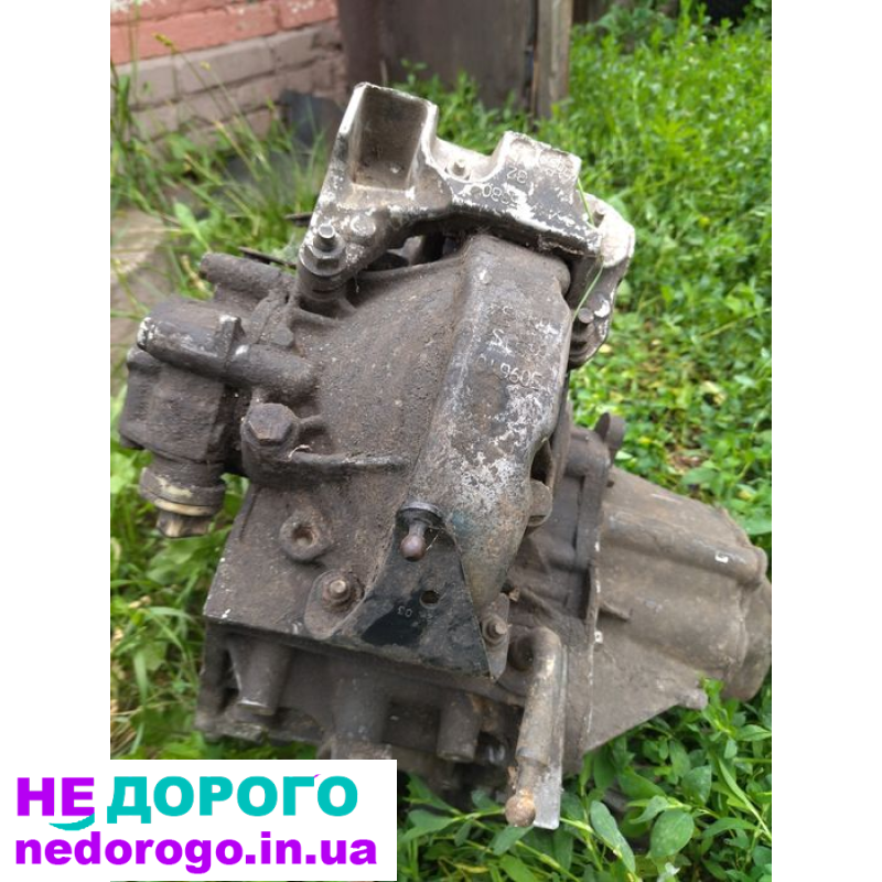 Продам коробку Пежо партнер.