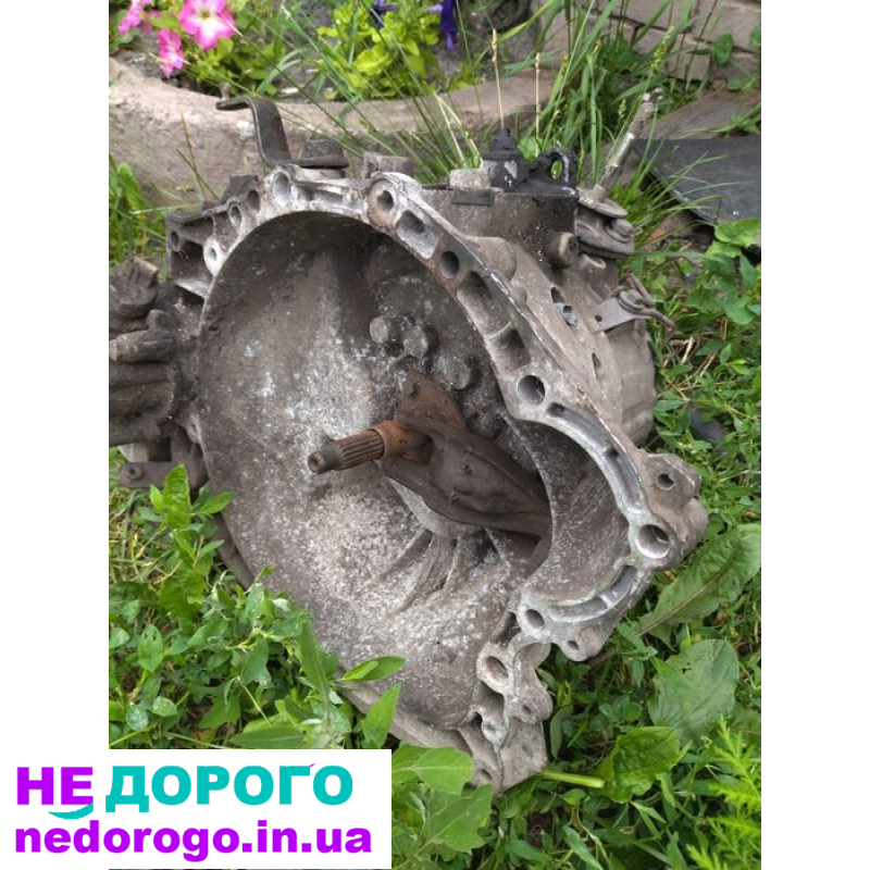 Продам коробку Пежо партнер.