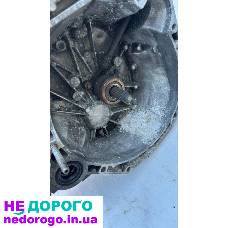 Продам КПП Коробку передач механика разборка Renault scenic  Megan 2