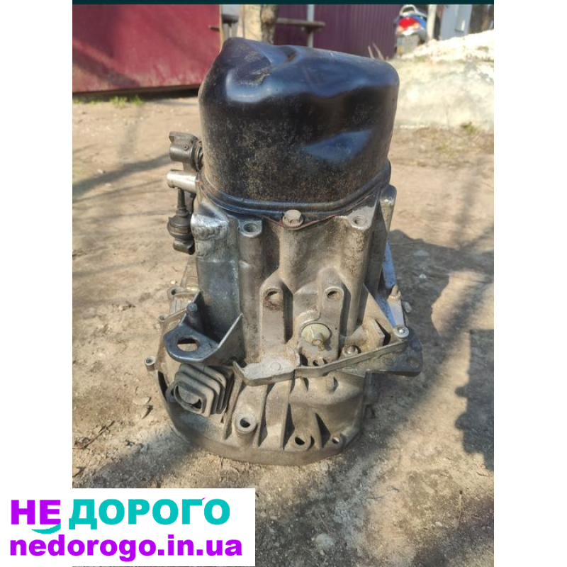 КПП Logan 1 JH1053, 2006, 1.6 л, бензин.