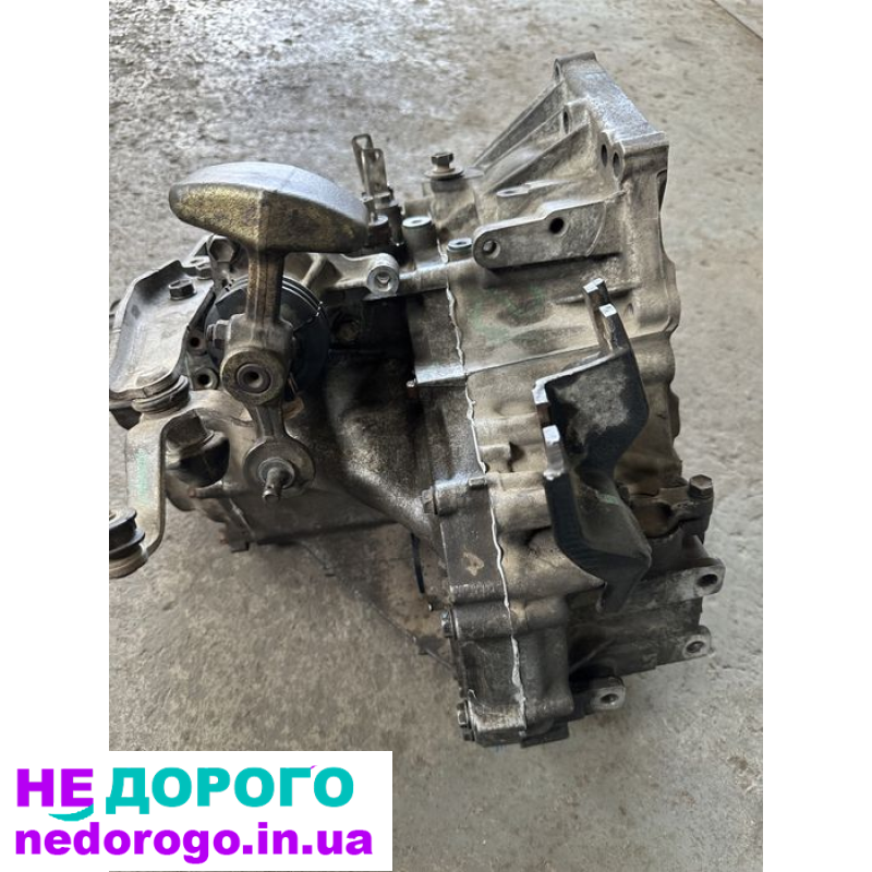КПП на Toyota Verso 2004, 2.0 л, бензин.