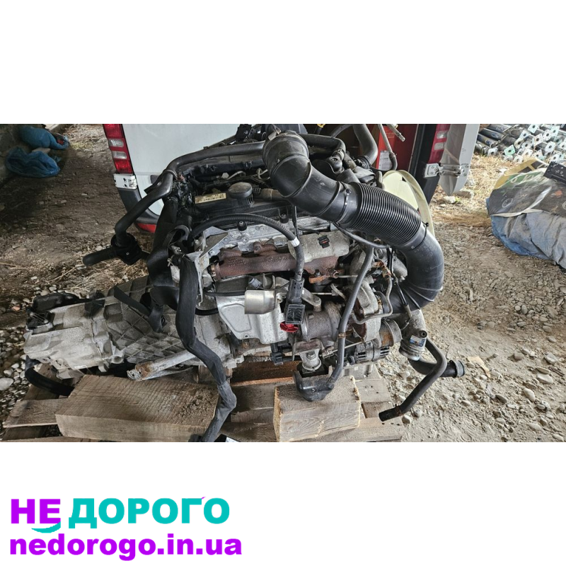 Продам мотор sprinter 651. 2.2