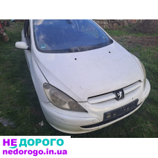 Продам пежо 307 1.6 бензин по запчастям  хетчбек  3 двери