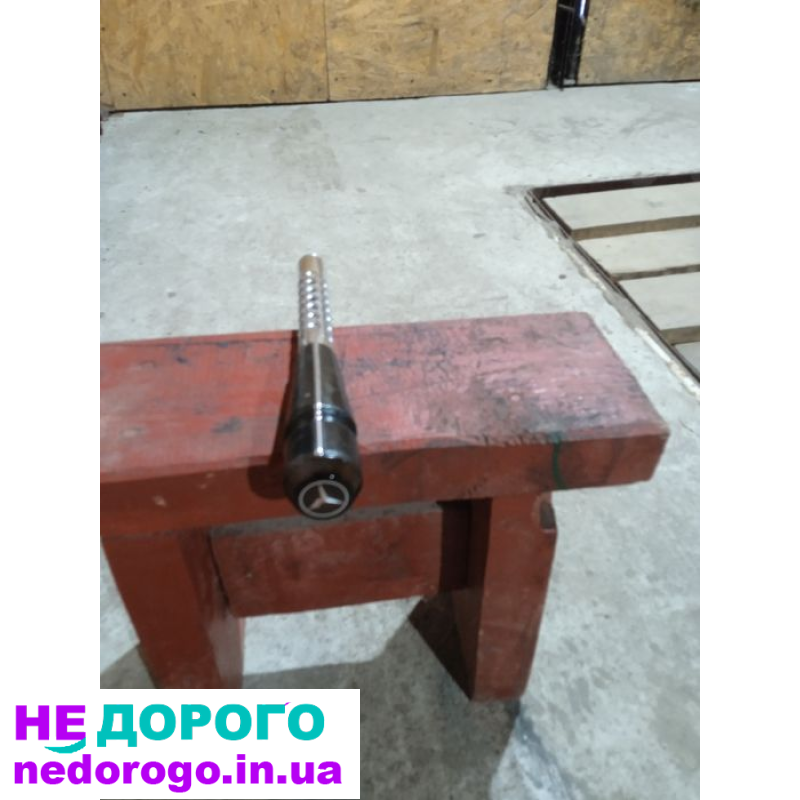 Ручка коробки передач Мерседес W203 C-Class 2005 1.8 бензин.