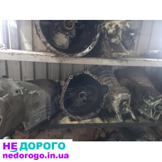 Колектор Mercedes 603, колінвал 603, фара Mercedes 126, двигун Mercedes 606, 3.0 D.
