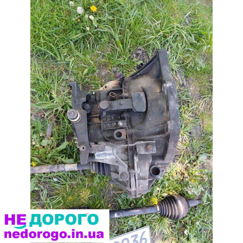 Двигун Renault Trafic Opel Vivaro 2.5 DCI, мкпп, механічна коробка передач, 2006 рік, 2.5 л, дизель.