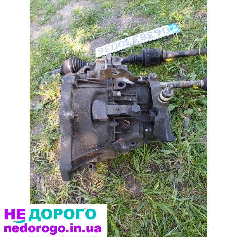 Двигун Renault Trafic Opel Vivaro 2.5 DCI, мкпп, механічна коробка передач, 2006 рік, 2.5 л, дизель.
