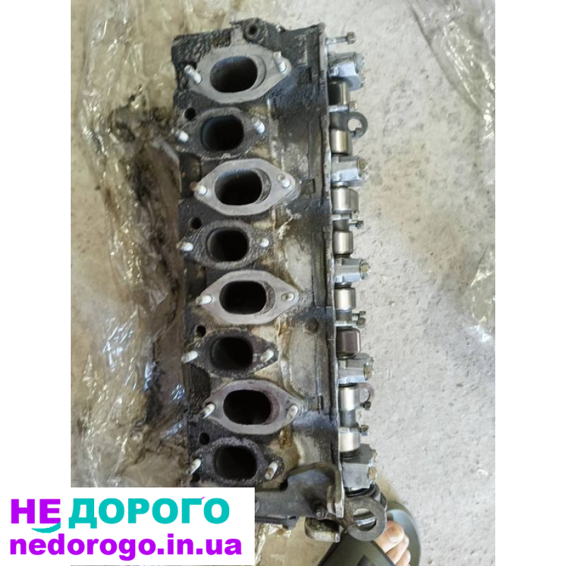 Розібраний мотор рено мастєр 2.5 д