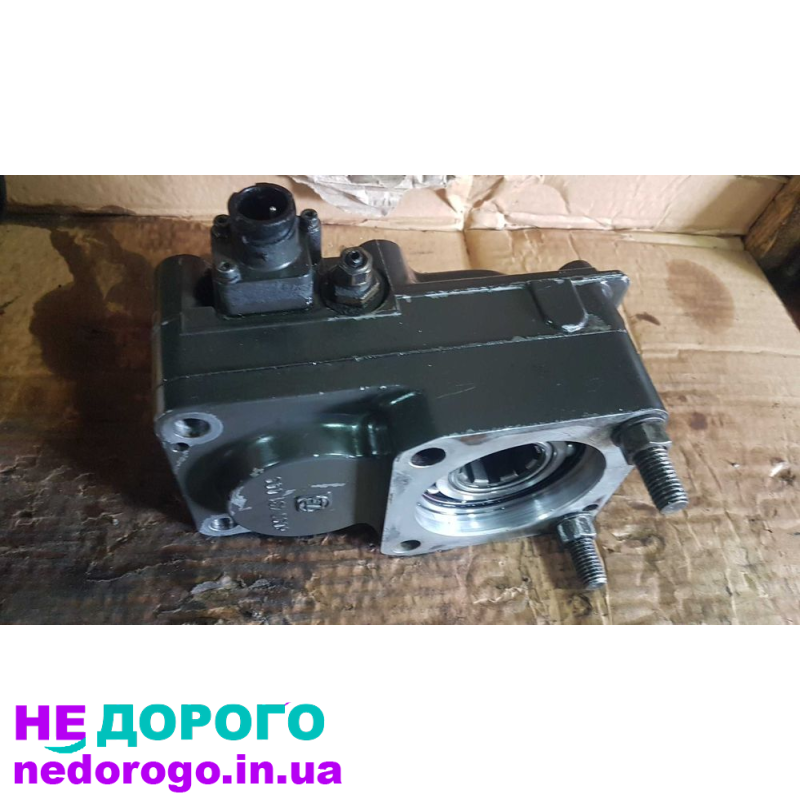 Роздатка ZF, модель 6S850, 2015 рік, об'єм двигуна 4.0 л, дизель. Редуктор PTO, КОМ, гідравліка в комплекті.
