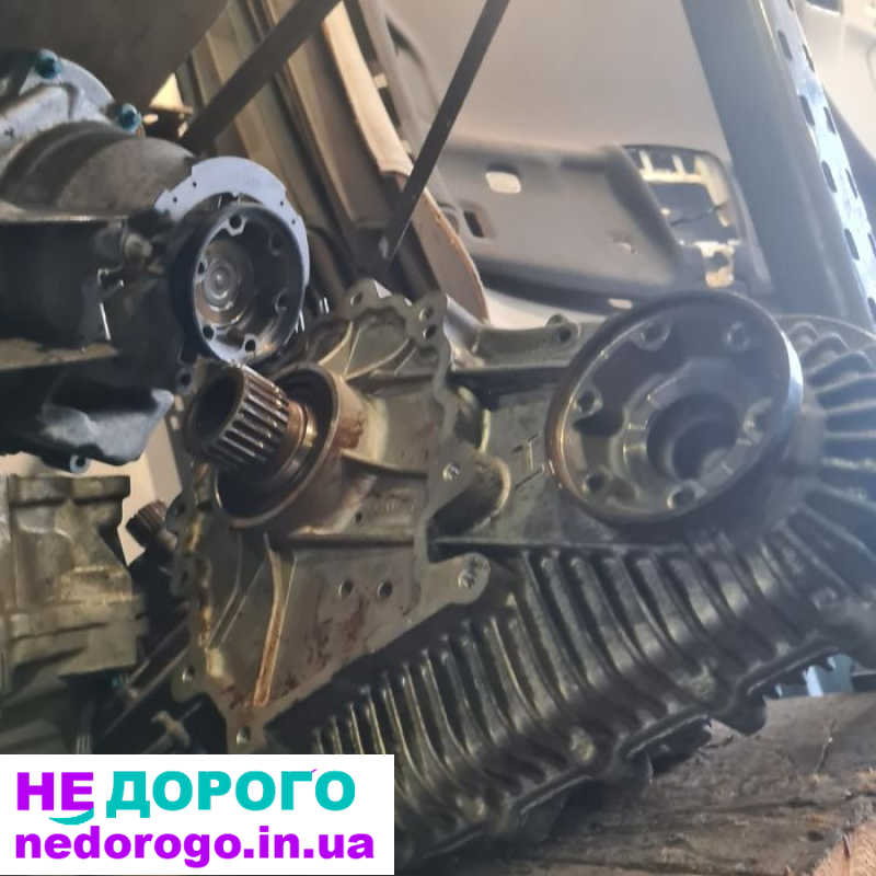 1. Роздатка Mercedes ML-163, 2001, 3.2 л бензин
2. Роздаточна коробка Mercedes ML-164, 2007, 3.5 л дизель
3. Мерседес МЛ-166, 2015, 3.0 л гібрид