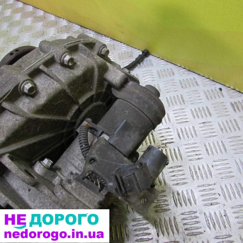 Роздавальна коробка Volkswagen Touareg Раздатка Расдатка Туарег