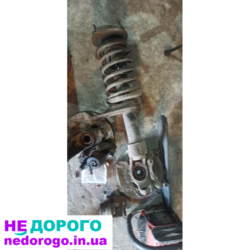 Стойка передня Ланос 99, 1.5 л, бензин.