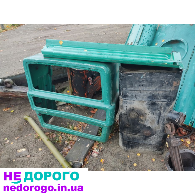 Т-150 обшивка мотора. Т-150 морда. Т-150 передок щитки