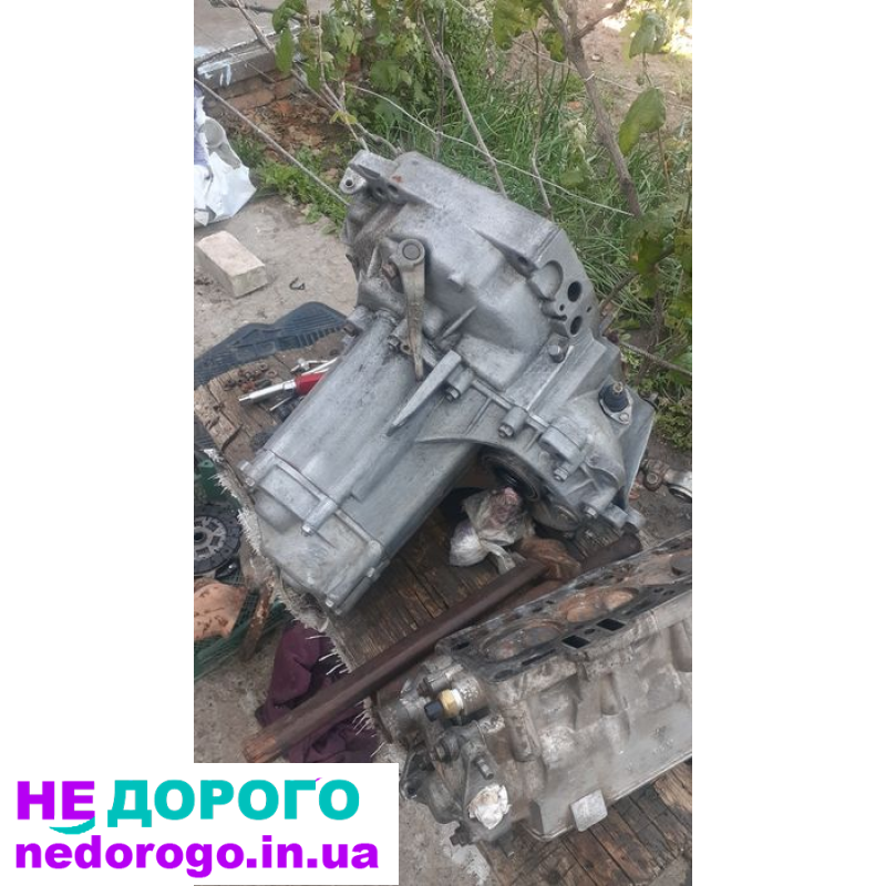Таврия: двигун 1.2 л, бензин, 1998 р. 
Славут: об'єм 1.4 л, дизель, 2005 р. 
Сенс: модель 1.5, рік 2010, паливо бензин, двигун 1.5 л.