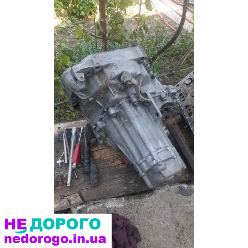 Таврия: двигун 1.2 л, бензин, 1998 р. 
Славут: об'єм 1.4 л, дизель, 2005 р. 
Сенс: модель 1.5, рік 2010, паливо бензин, двигун 1.5 л.