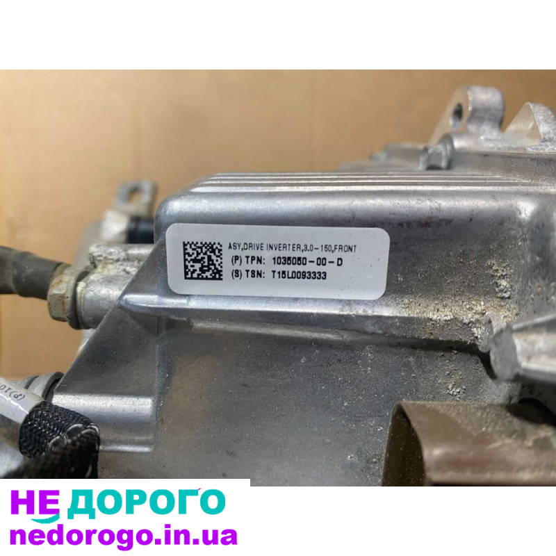 Двигун Tesla S 85D AWD, 2015 рік, електродвигун, задній та передній привід, об'єм не вказано.