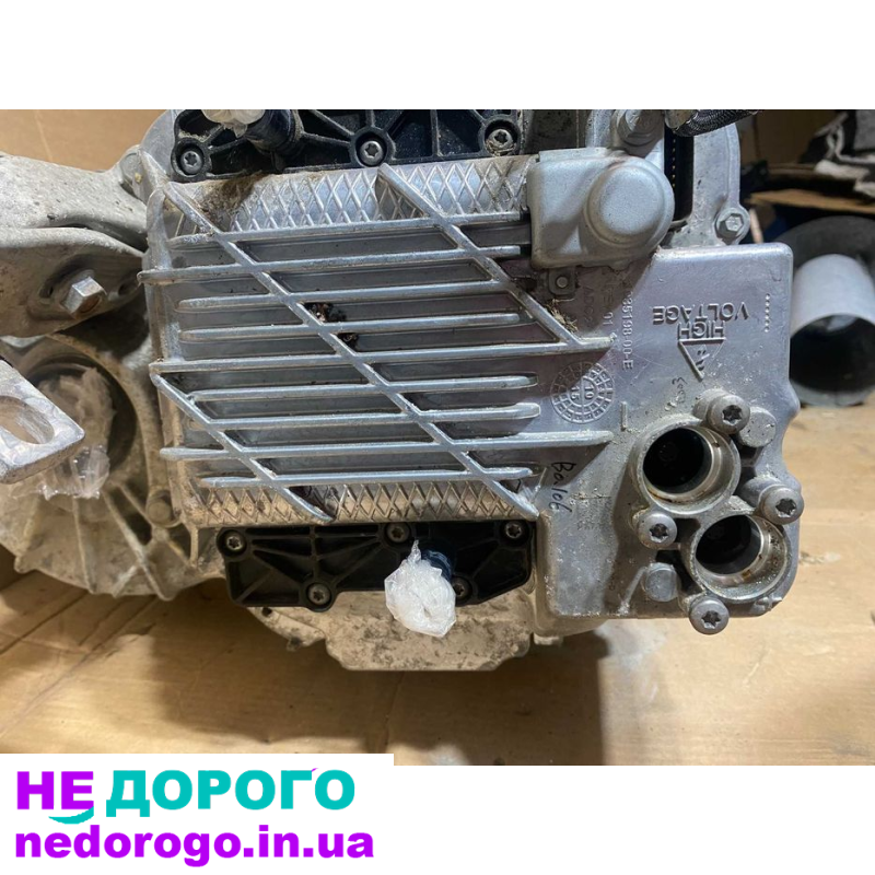 Двигун Tesla S 85D AWD, 2015 рік, електродвигун, задній та передній привід, об'єм не вказано.