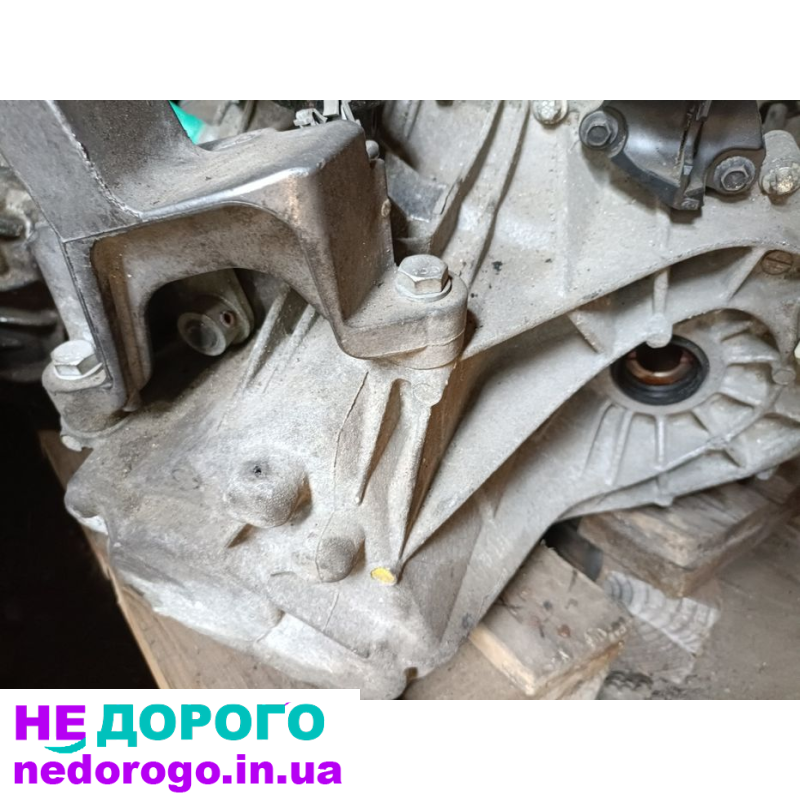 Коробка передач Renault Megane 3 1.5 2011 6-ступенева.