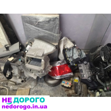 Toyota Highlander 2012 по запчастям