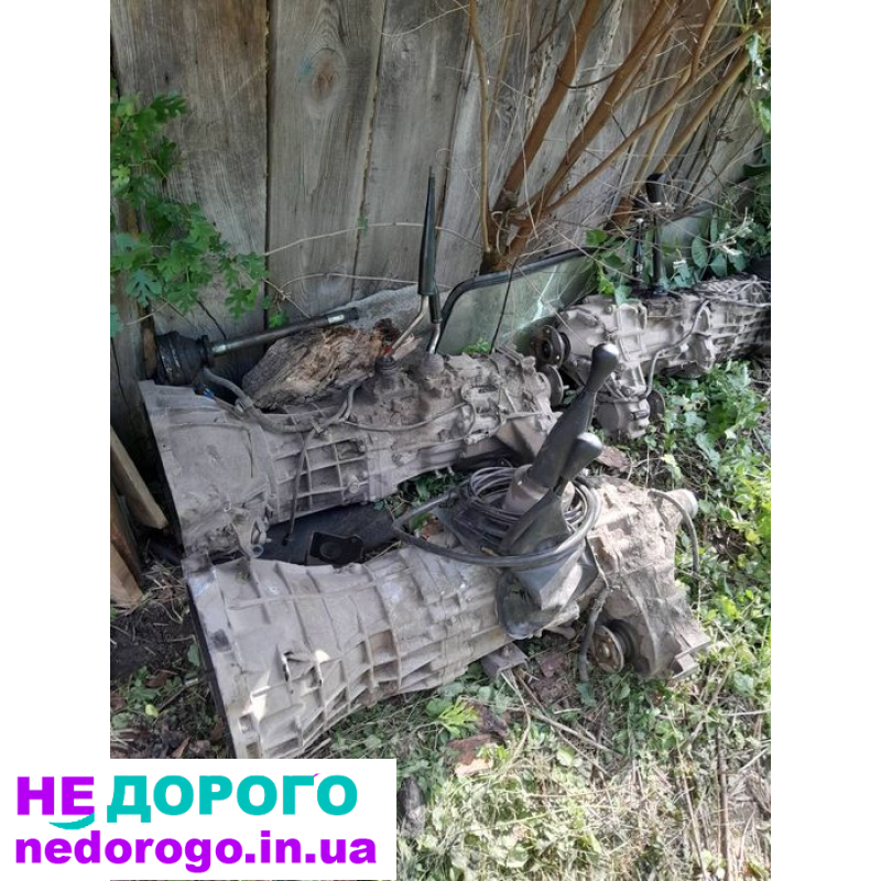 Двигун Toyota Hilux 2.5 2007, дизель, коробка передач, роздаткова скриня та інші запчастини.
