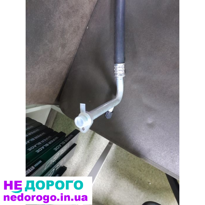 Трубка кондиціонера 924549462R Renault Master 3 2.3 2018 2.3 дизель.