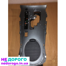 Центральна консоль коробки передач  для Toyota avensis