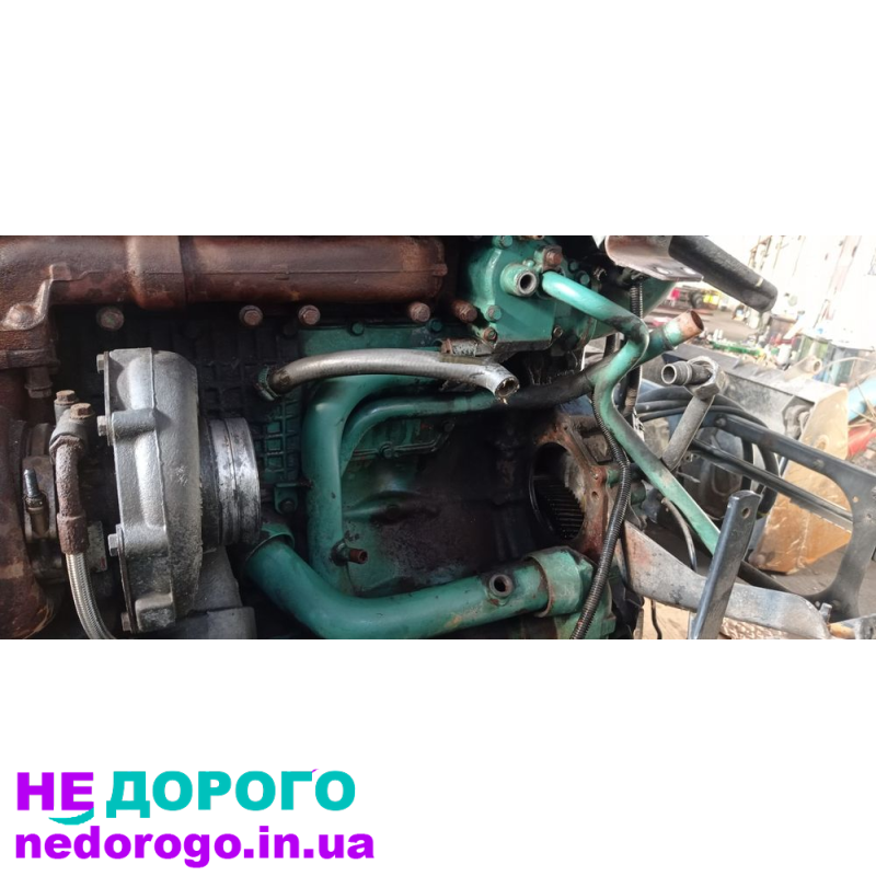 Двигун Volvo FH12 D12A380, 380 к.с., випущений у 2001 році, об'єм 12 літрів, працює на дизельному паливі.