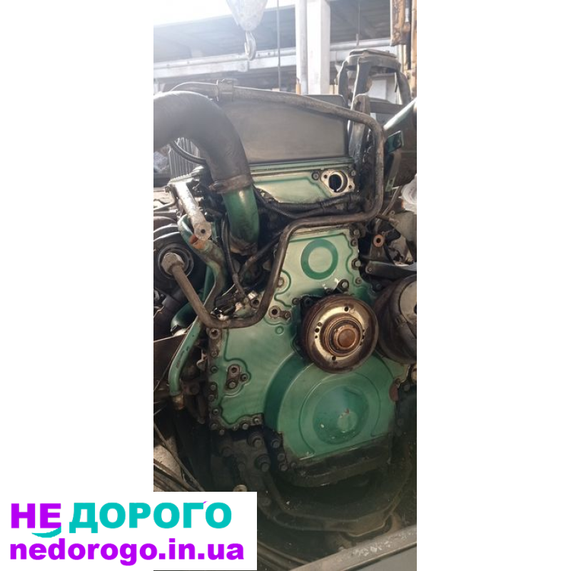 Двигун Volvo FH12 D12A380, 380 к.с., випущений у 2001 році, об'єм 12 літрів, працює на дизельному паливі.