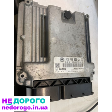 03L906022CD блок управління ECU Volkswagen T5 2008