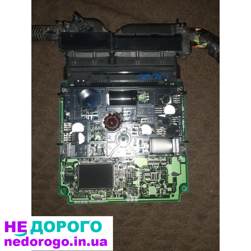Блок управління двигуном ECU Bosch ME17.5.20, 2015, 1.6 л, бензин. Блок управління трансмісією TCM ZF 6HP26, 2012, 3.0 л, дизель. Блок управління електронікою кузова BCM Delphi 28370309, 2018, 2.0 л, бензин.