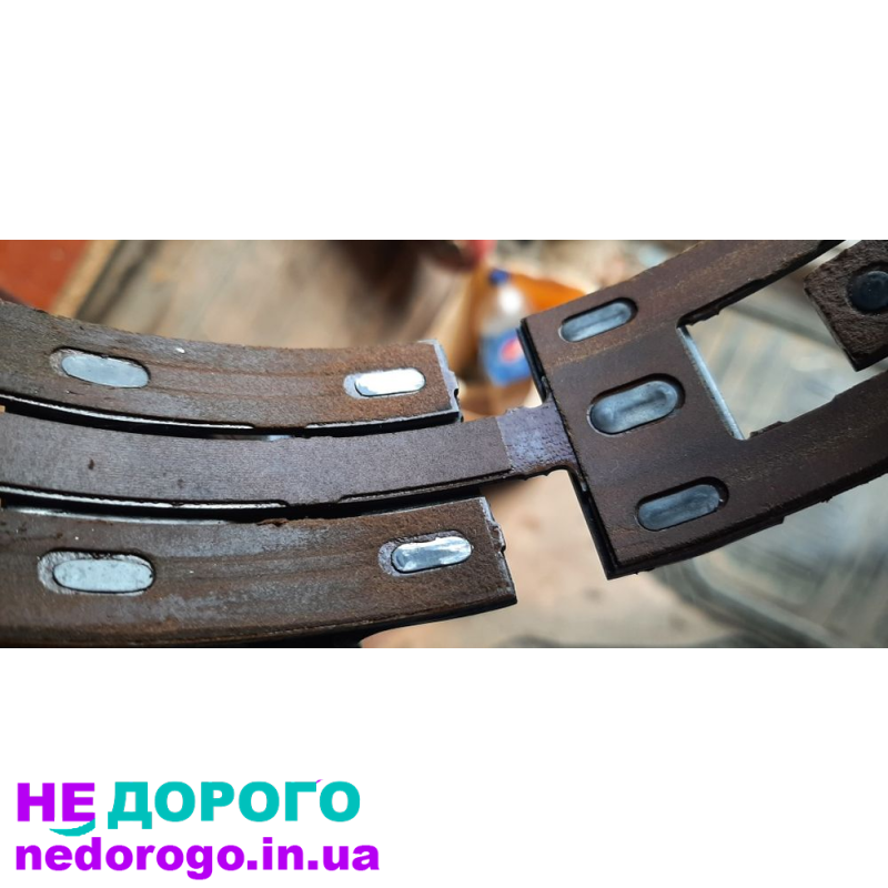 Коробка передач DP0 AL-4 для автомобіля Renault, випущена у 2005 році, з об'ємом двигуна 1.6 літра, працює на бензині.