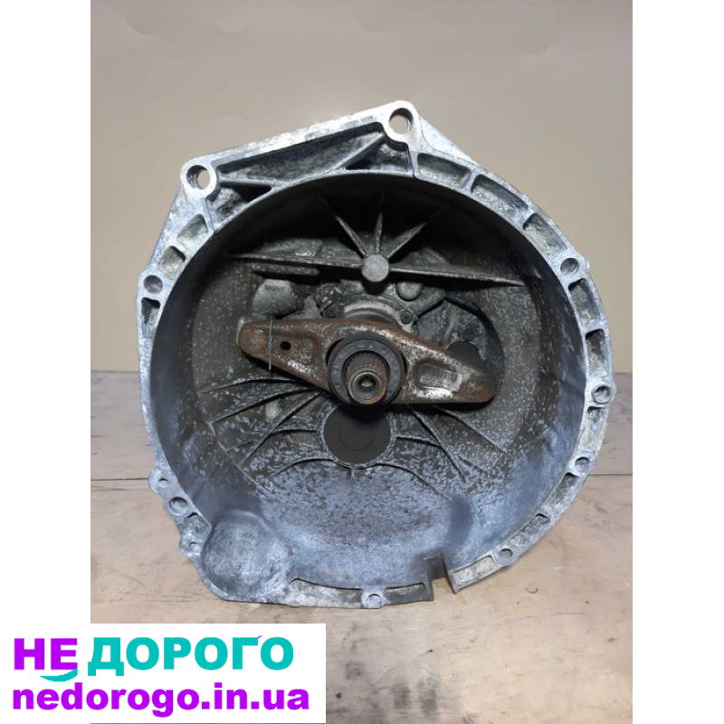 Коробка передач МКПП BMW 2.0d бмв 23007568128/1067401118