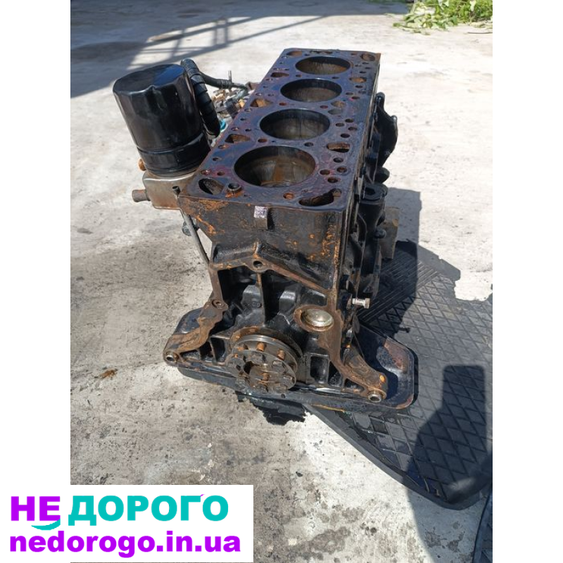 Двигун Мотор 2.3-2.5д для Форд Сієра, Скорпіо, Пежо, Даф. Рік випуску, об'єм двигуна та тип палива вказані.