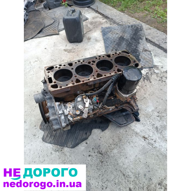 Двигун Мотор 2.3-2.5д для Форд Сієра, Скорпіо, Пежо, Даф. Рік випуску, об'єм двигуна та тип палива вказані.