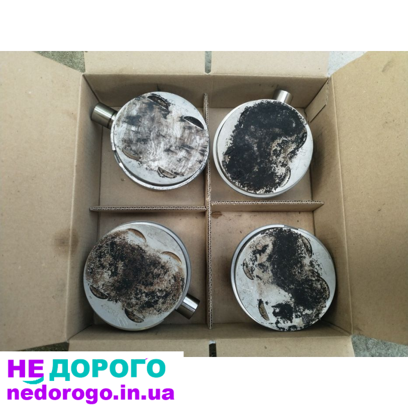 Поршнева група Приора 82.0, група В, оригінал на 126 мотор, об'єм двигуна 1.6 л, випущена в Україні.
