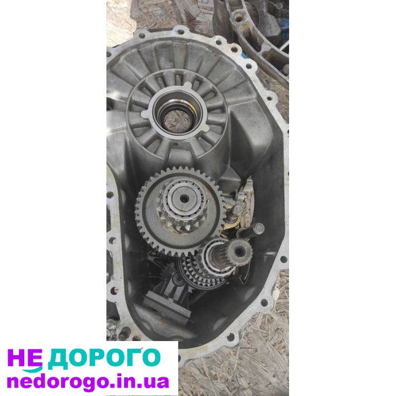 МКПП Volkswagen Sharan, 2015 рік, 2.0 л двигун, бензин.