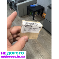 Сальник распредвала двигуна 03L103085C VAG для Volkswagen Passat B8 2015 2.0 л дизель.