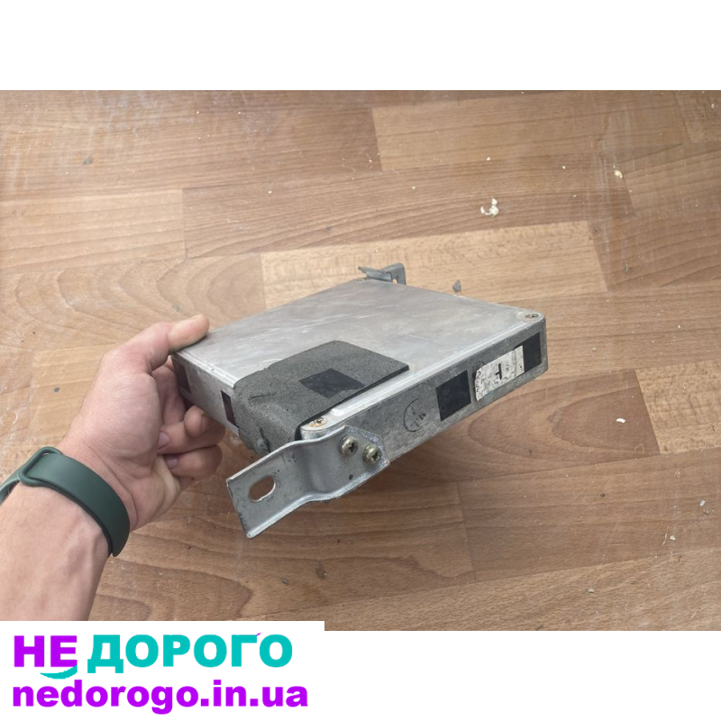 Електронний блок управління двигуном для Toyota Camry XV10 1991, 3.0 л, бензин 3VZ-FE.