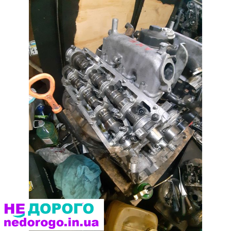 Двигун Audi A6 AKE 2.5tdi 2005 2.5л дизель.