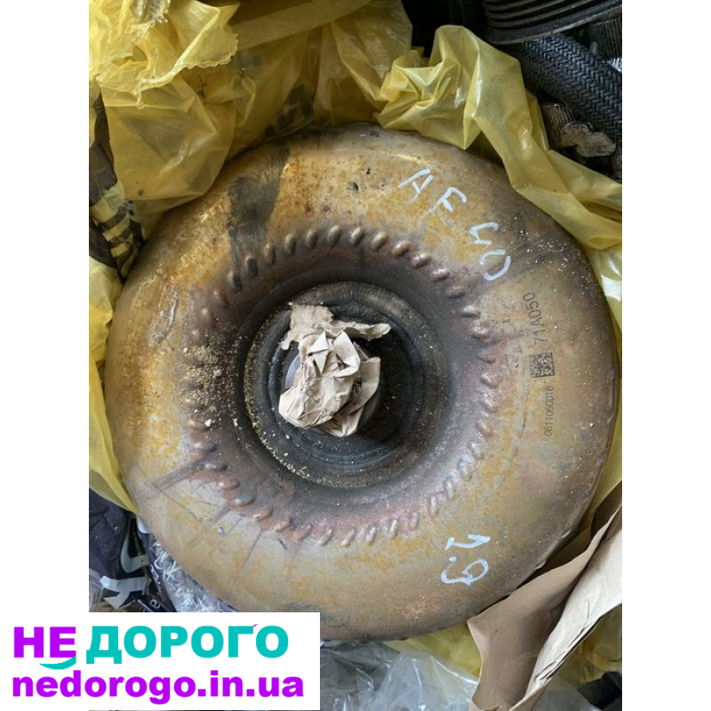 Автоматична коробка передач АФ40 для Opel, випущена в Україні, обладнана двигуном з об'ємом палива.