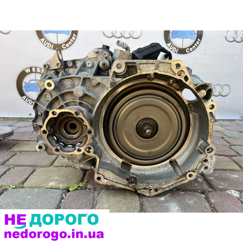 Агрегат Audi A3 8V 1.8 Tfsi QYZ DSG передній привід 2016 1.8 л бензин.