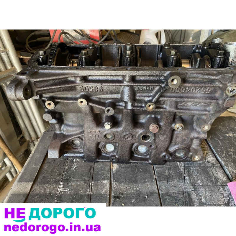 Блок двигуна Fiat Doblo 1.6 Multijet 2012р. 1.6 л дизель.