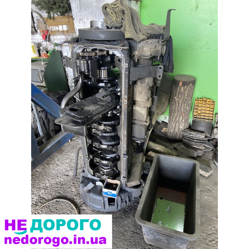 Блок двигуна Даф XF 95.480, колінвал, масляний насос. Назва: Двигун, Модель: XF 95.480, Рік: - , Об'єм: 12.9 л, Паливо: дизель.