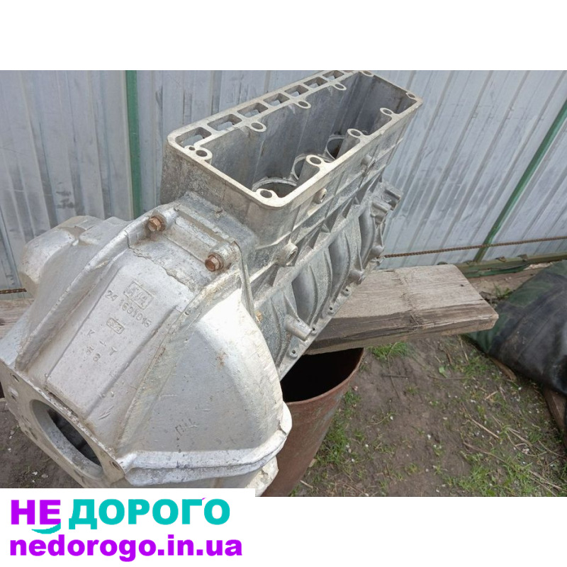 Блок двигуна ГАЗ-24: агрегат, модель, 1970, 2.5 л, бензин.