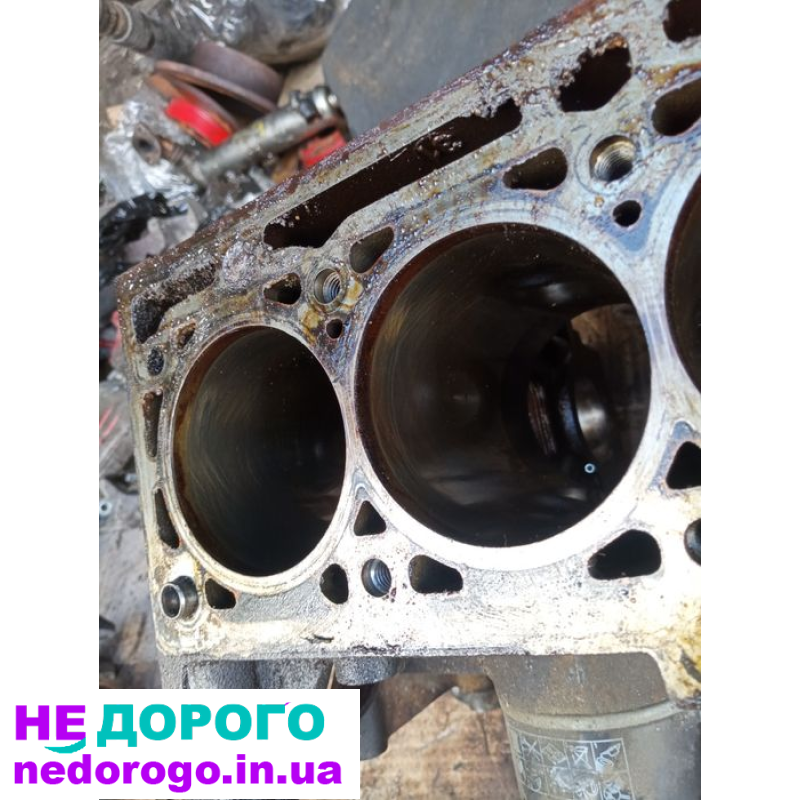 Блок двигуна K4M Renault Megane II Scenic 2, 1.6 бензин, 2002-2009 рр.