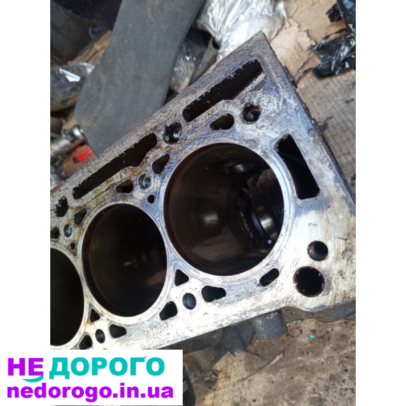 Блок двигуна K4M Renault Megane II Scenic 2, 1.6 бензин, 2002-2009 рр.