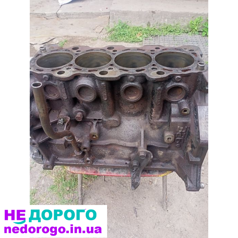 Блок двигуна Mitsubishi 4G92, модель 4G92, рік випуску 1991, об'єм двигуна 1.6 літра, паливо - бензин.