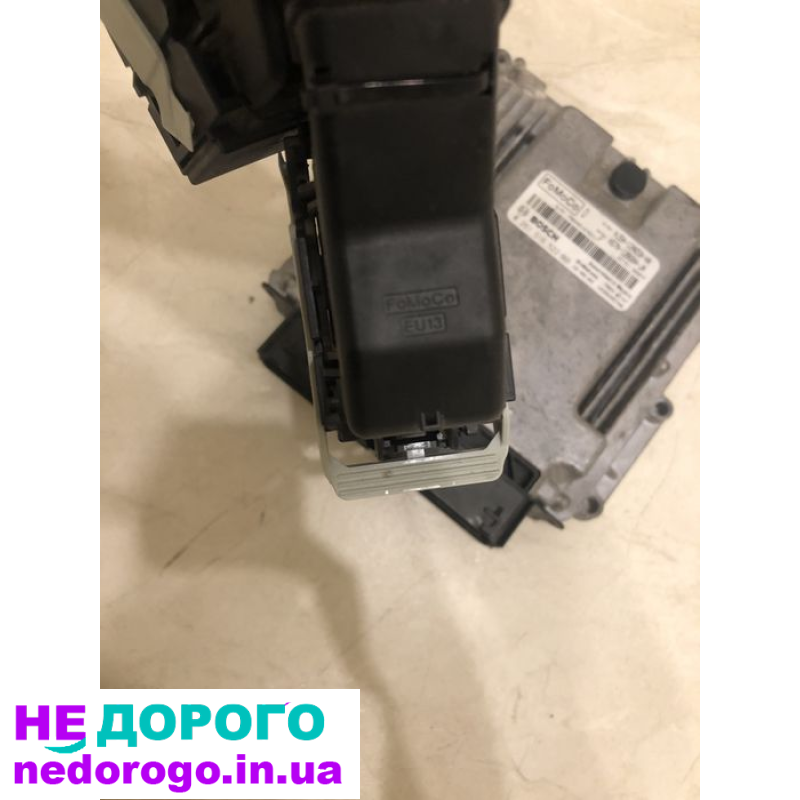 Блок ЕБУ двигуна Ford Escape 2.0 2017 США: модель, рік, об'єм, паливо.