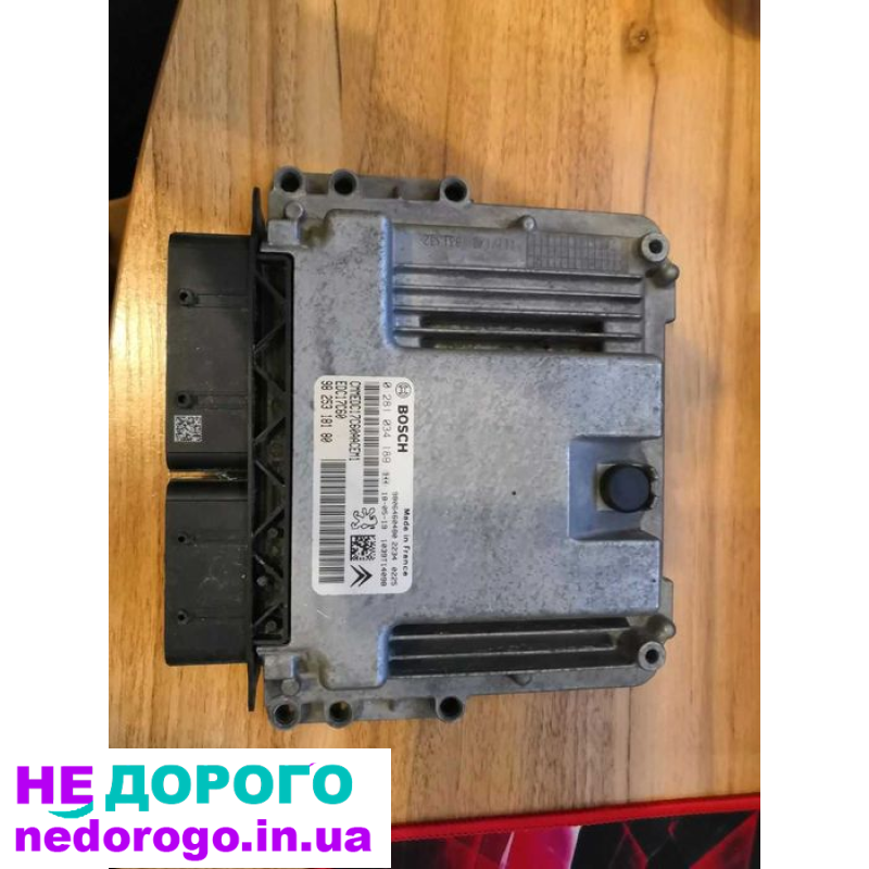 Блок керування двигуном 0281034189 для Volkswagen Passat B6 2008 2.0 TDI.