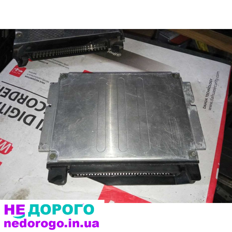 Блок керування двигуном ЕБУ BMW E36 M52 2.0-2.8i 1744598 B 5WK9018, випущений в Україні. Великий об'єм двигуна, підтримка палива.